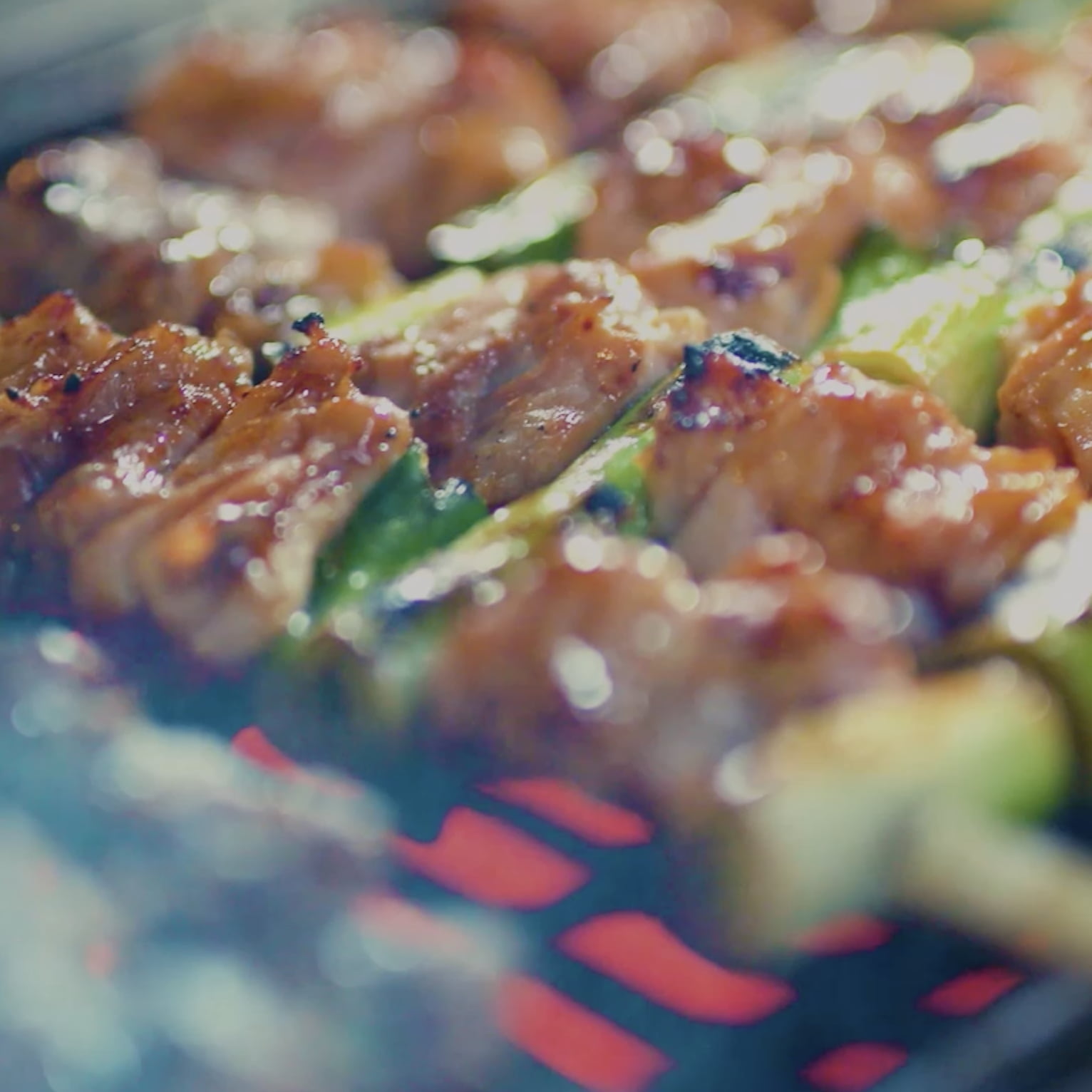 鳥貴族　JUMBO YAKITORI TORIKIZOKU 記念缶セット 鳥貴族 Torikizoku | Book Now! - inline online bookings